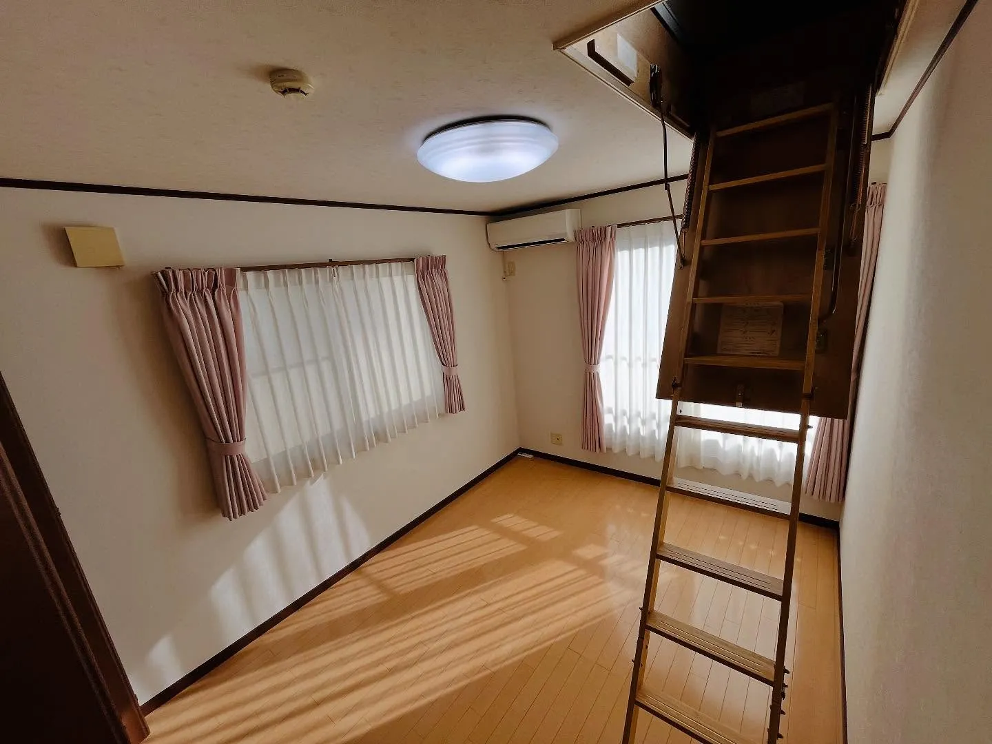 【八王子市諏訪町　中古住宅　全1棟　売り出し現地】